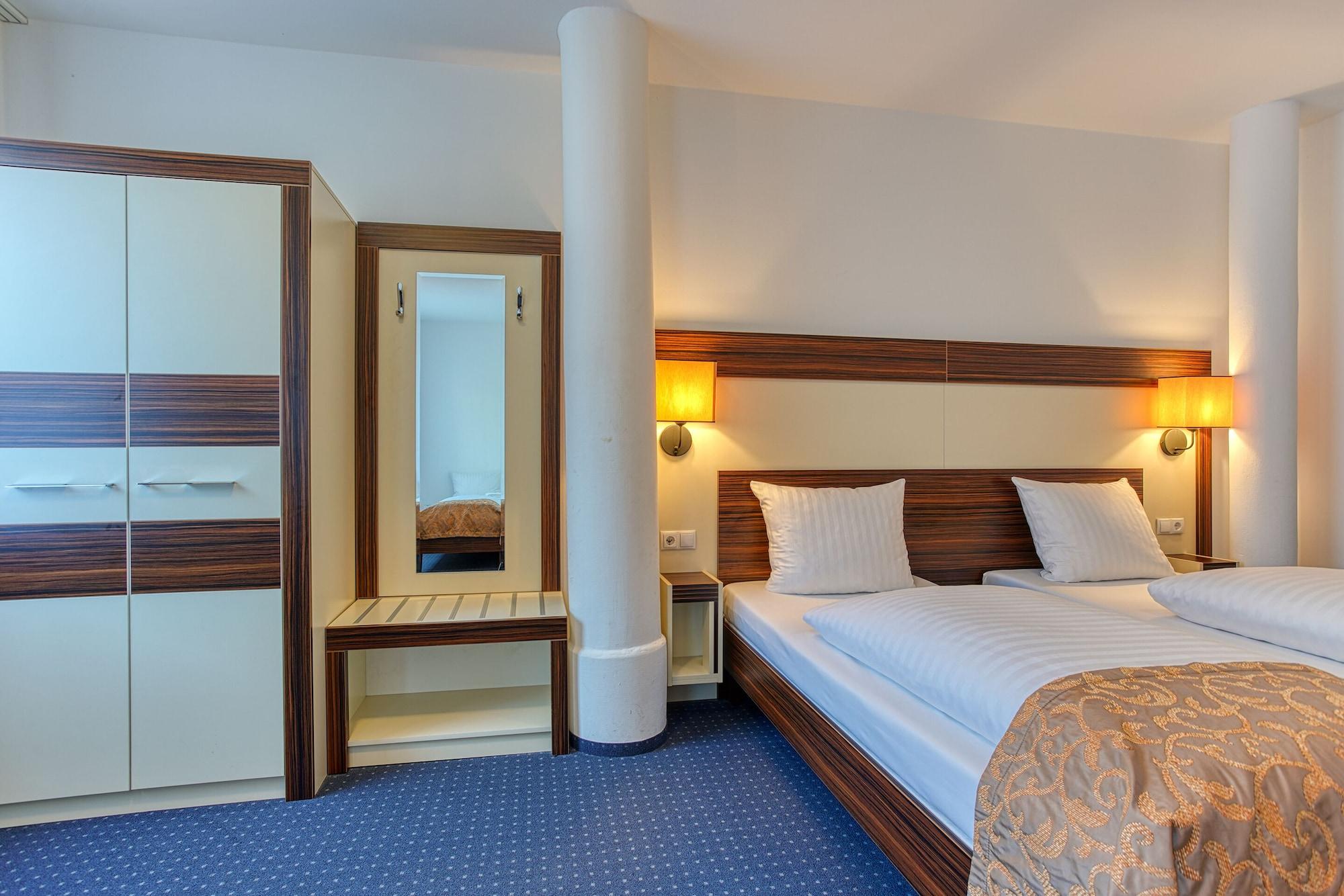 เซ็นโทร โฮเต็ล เซลเลอร์ ทอร์ Hotel บราวน์ชไวก์ ภายนอก รูปภาพ