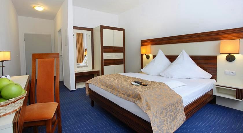 เซ็นโทร โฮเต็ล เซลเลอร์ ทอร์ Hotel บราวน์ชไวก์ ภายนอก รูปภาพ