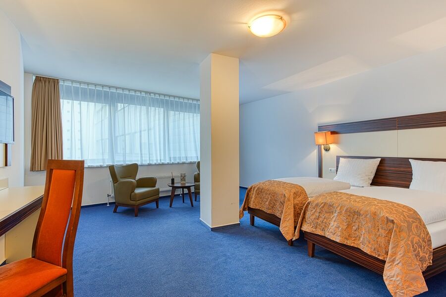 เซ็นโทร โฮเต็ล เซลเลอร์ ทอร์ Hotel บราวน์ชไวก์ ภายนอก รูปภาพ
