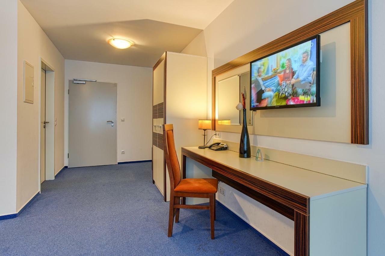 เซ็นโทร โฮเต็ล เซลเลอร์ ทอร์ Hotel บราวน์ชไวก์ ภายนอก รูปภาพ