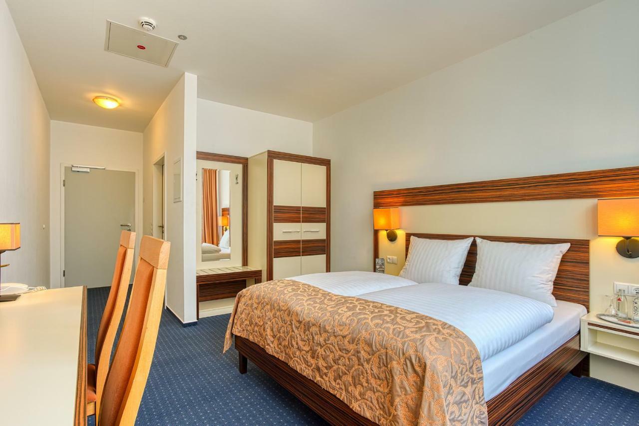 เซ็นโทร โฮเต็ล เซลเลอร์ ทอร์ Hotel บราวน์ชไวก์ ภายนอก รูปภาพ