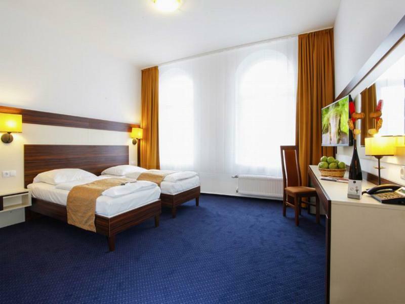 เซ็นโทร โฮเต็ล เซลเลอร์ ทอร์ Hotel บราวน์ชไวก์ ภายนอก รูปภาพ